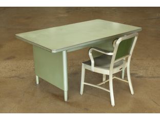 Retro Light Green Metal Desk