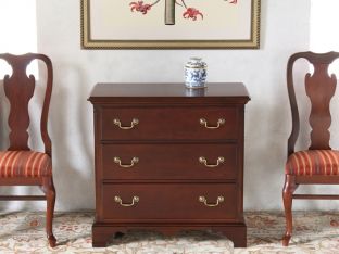Madison Cherry 3 Drawer Foyer Chest