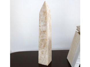 White Marble Obelisk - Cleared Décor