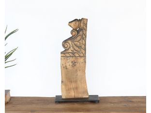 Medium Primitive Sculpture - Cleared Décor