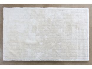 5X8  Ecru Hand-Tufted Plush Rug