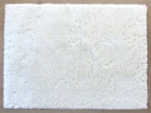 7' 6" X 9' 6" Ivory One Inch Pile Shag Rug
