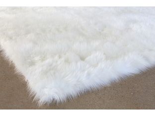 7' 6" X 9' 6" Ivory One Inch Pile Shag Rug