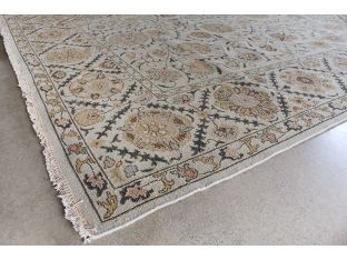 7'9" X 9'9" Beige/Grey Soumak Knotted Wool Rug