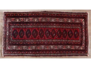 4' X 8' Persian Diamond Pattern Runner Rug